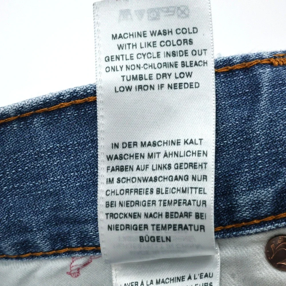 True Religion Jeans Mens 40 x 34 Waist Blue Denim Skinny Flap Pockets Distressed